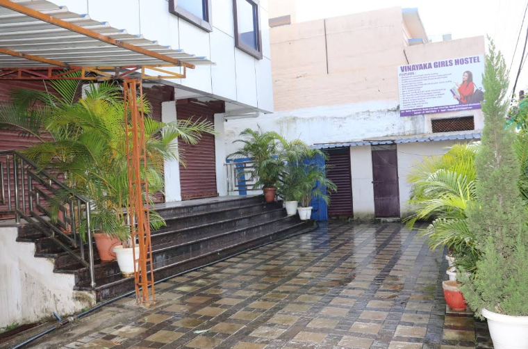 Vinayaka Girls Hostel